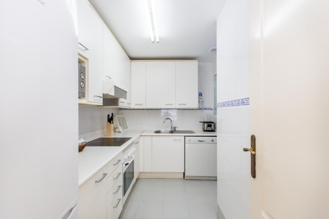 Awesome 2 Bedroom Apt With Pool And Parking In Puerto Banus - Rdr197 Appartamento Marbella